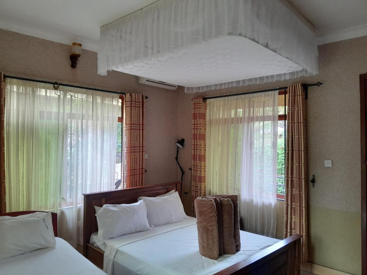 Mikumi Resort Hotel Exterior photo